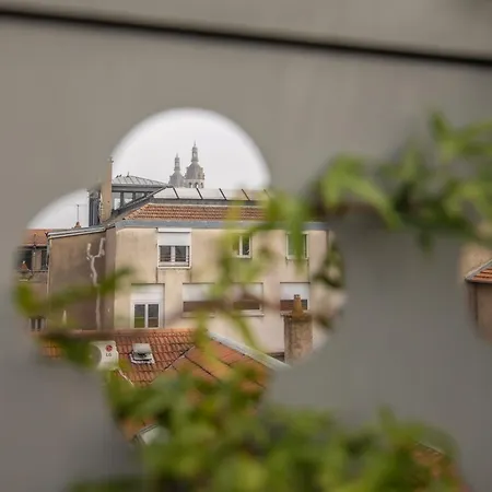 Le Toit De Carmes - Esprit Rooftop En Hyper Centre - Moderne Et Confort - Wifi Et Clim - Elite Premium Services Nancy