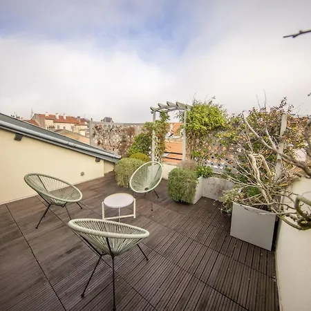 Le Toit De Carmes - Esprit Rooftop En Hyper Centre - Moderne Et Confort - Wifi Et Clim - Elite Premium Services 아파트 낭시